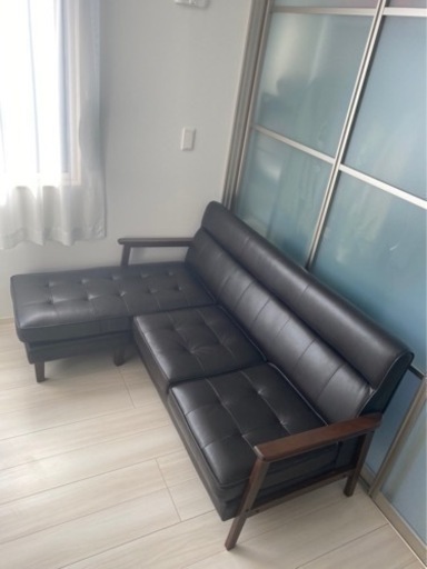 LOWYA 三人掛けオットマン付きソファ