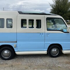 かわいいキッチンカー 