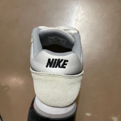 NIKE レディース　スニーカー　25センチ　の画像