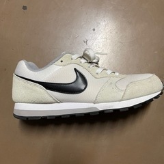 NIKE レディース　スニーカー　25センチ　の画像