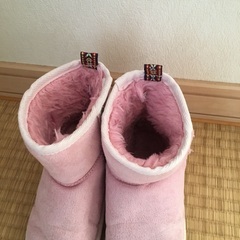 ムートンブーツ　ピンク色19cm