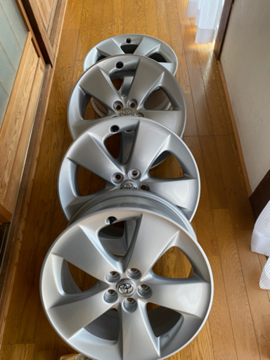 プリウス　純正　ホイール　4本セット　未使用品