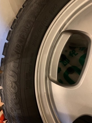 スタッドレスタイヤ　ヨコハマ　アイスガード　205/60R16