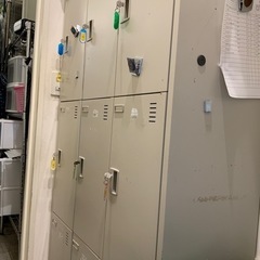 ロッカー9名用　