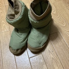 ルームブーツ　ワークマン　メンズ