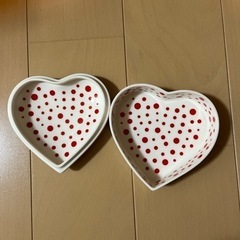 【あげます】草間弥生のうつわの画像