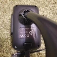スマホスタンド　充電式の画像