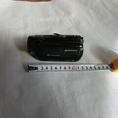 ⭐ビデオカメラ、コンパクトサイズ、グリーンハウス⭐乾電池式で安心、SDはつきません、動作確認（Green House） GAUDI ⭐HDビデオカメラ GHV-DV25HDA⭐安心の 乾電池式ビデオカメラ、👉お問い合わせ前にプロフィールをお読み下さい。の画像