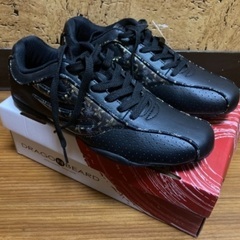 スニーカー　未使用