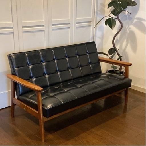 カリモク60 Kチェア 数量限定復刻プレート 2シーター 2人掛け