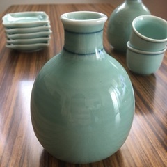 台湾青磁の酒器セットの画像
