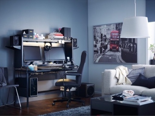 IKEA イケア　FREDDE フレッデ ゲーム用パソコン用デスク, ブラック185x74x146 cm