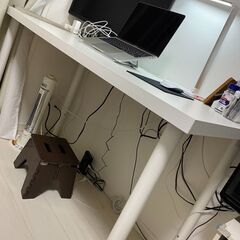 IKEAデスク／白／120x60高さ70cmの画像