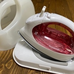 【オマケ有り】Panasonic コードレススチームアイロン N...