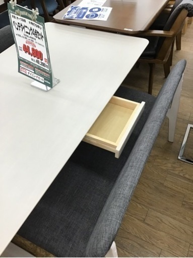 KM-4【ご来店頂ける方限定】新入荷　アウトレット　ベンチダイニング4点セット　ホワイト天板