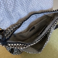 B5ノート収納可能　キプリング/KIPLINGバッグ　斜めがけの画像
