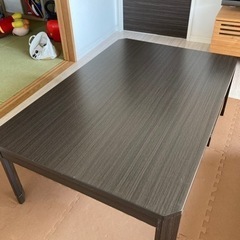 こたつテーブル、ふとんセット
