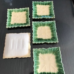 和皿✖️5枚の画像