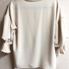 スナイデル ブラウス プリーツスリーブブラウスの画像