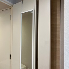 ニトリ　壁掛けミラー　ホワイト