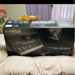 【※値下げしました※YAMAHA E433】キーボード　純正スタンド付き！新春特別セールの画像