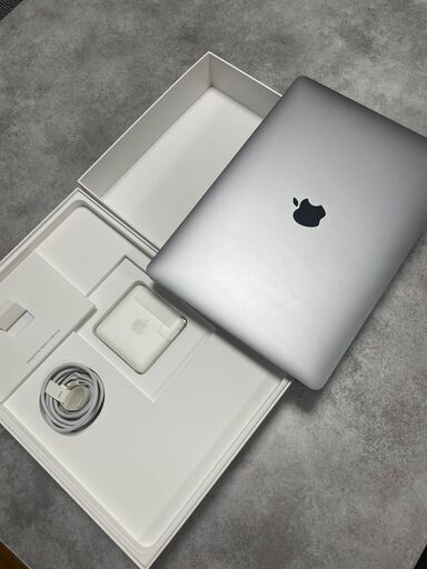 パソコン MacBook Pro (13-inc, 2017)