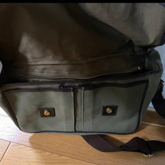 クリケット ショルダーバッグ メンズの画像