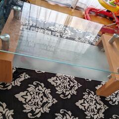 決まりました★ガラステーブル