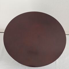 木の椅子の画像