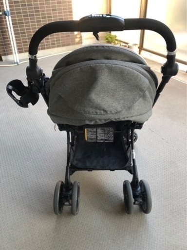 ベビーザらス限定カラー　ベビーカー