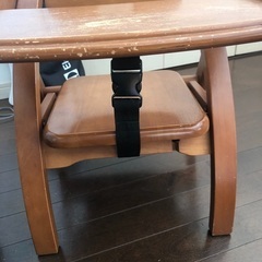 ★最終・再値下げしました★　丈夫な木製ローチェアの画像