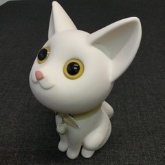 中古　ネコの貯金箱　幅12.5　　奥行12.5　　高さ20　 （ｃｍ）　Kat   ホワイト　白猫　ねこ　フィギュアの画像