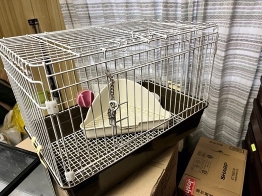 中型の動物ケージ