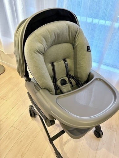 ★ほぼ新品★ コンビ ネムリラ AUTO SWING BEDi おやすみドーム EG