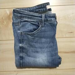 【ユニクロ/美品】スキニーデニムパンツ(22インチ)
