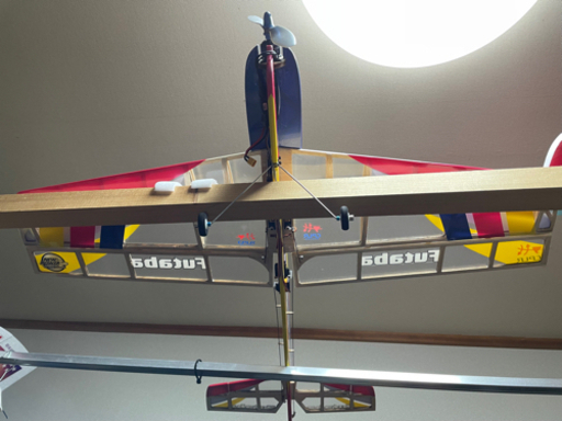 ラジコン飛行機　