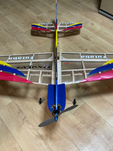 ラジコン飛行機　