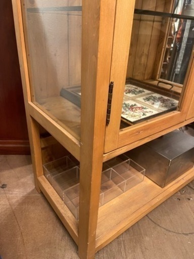 【売約済み】　無垢材　木製　キャビネット　コレクションケース　ショーケース　ガラスケース　収納家具　ガラス棚　棚　収納　検　オーク　パ