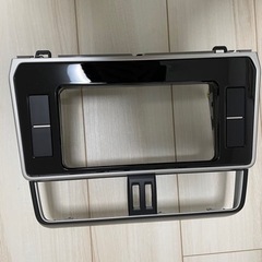 プラド　純正ナビパネル