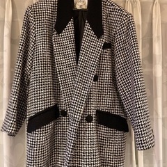 レディース　コート　たくさんの画像