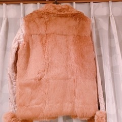 上着　ふわふわ　毛皮の画像