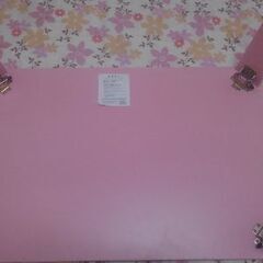 折り畳みテーブルの画像