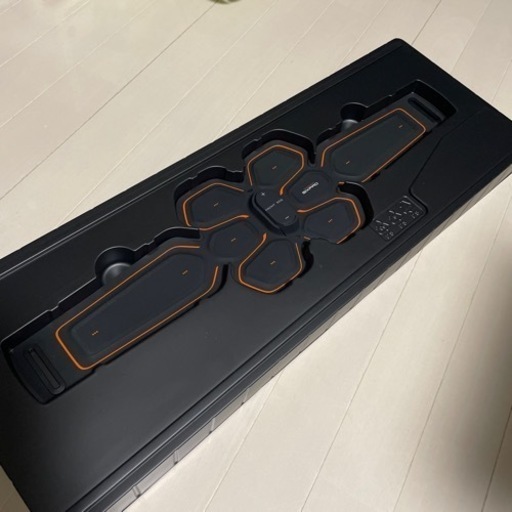 【美品】シックスパッド　アブズベルト　値下げしました！