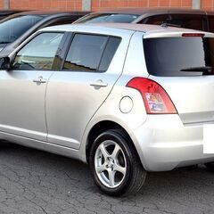 ZD11S スズキ 中期型スイフト 4WD　車検令和4年7月　エンジンスターター　夏冬タイヤ　タイミングチェーン　寒冷地仕様車　北海道/旭川　２６８,０００円！！の画像