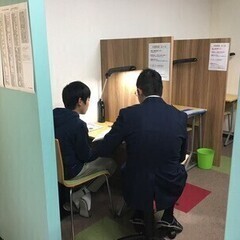 【学習塾スタッフ】月給25万円以上/週休2日制/ボーナス年2回 ...
