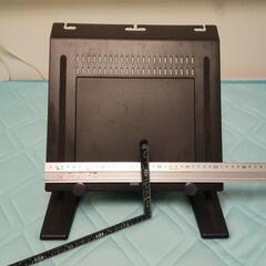 ノートパソコン傾斜置き台の画像