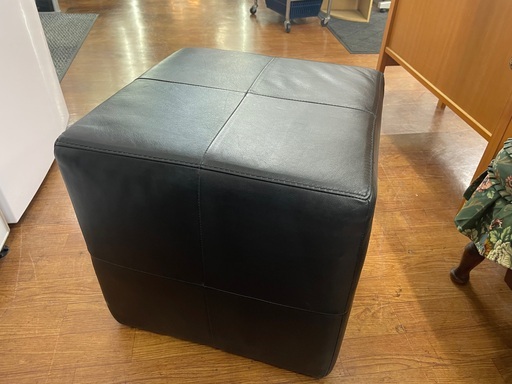大塚家具　レザースツール　ブラック　