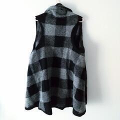 【美品】Mac&Co.S.r.l イタリア製 スライバー ニット ジレ ブラック系チェックの画像