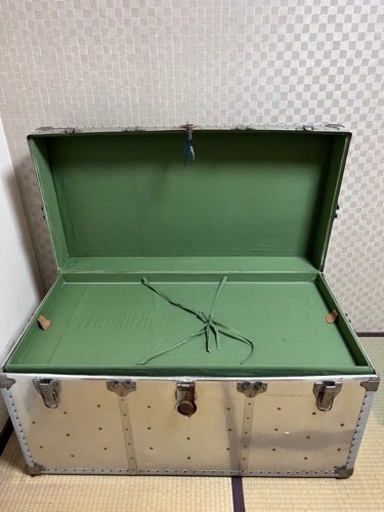 アンティーク　衣装ケース　シルバー