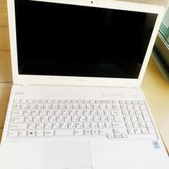 富士通FMV LIFEBOOK AH53/U FMVA53UW アーバンホワイト